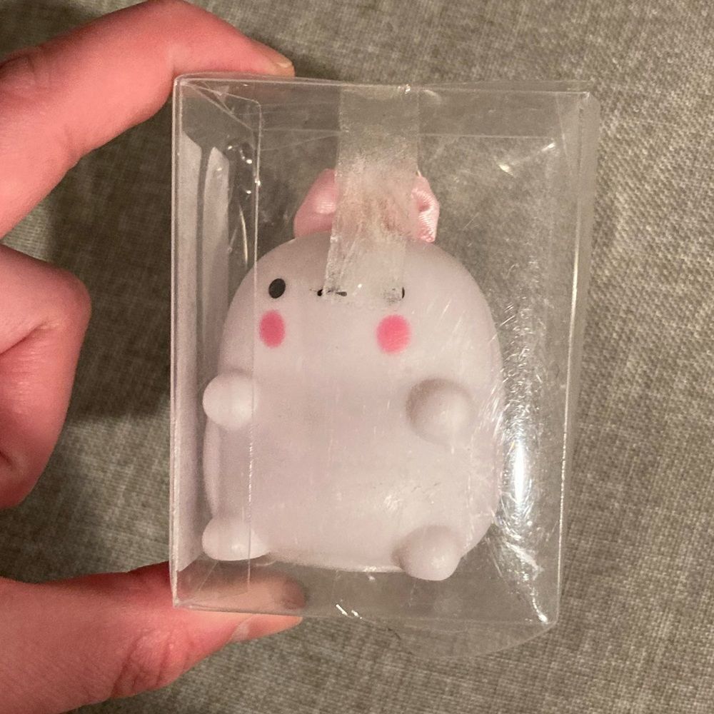 Mini Cartoon Rabbit Nightlight - Picture 3 of 6